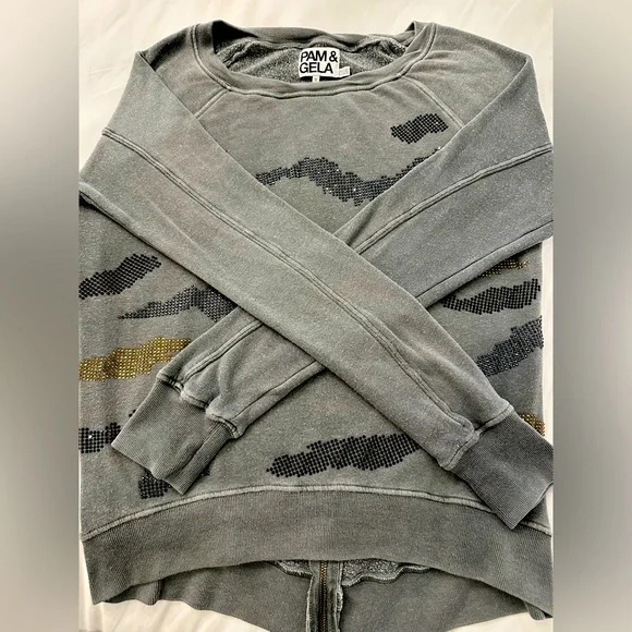 Pam & Gela rhinestone sweatshirt - Picture 6 of 10